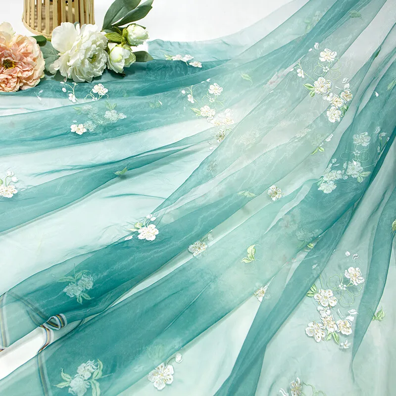 Tessuto in Chiffon Ricamato co - Sewing Batik Fabric recensione e prezzo